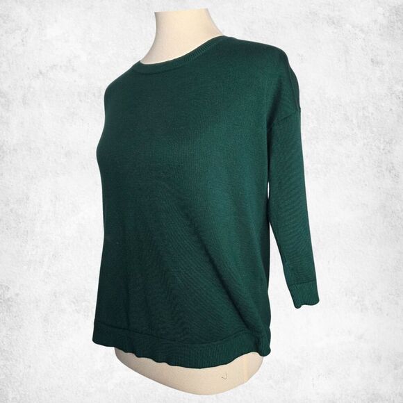 Cable & Gauge Emerald Green Button-Back Sweater – Reversible Soft Knit Top (L) - Picture 6 of 6
